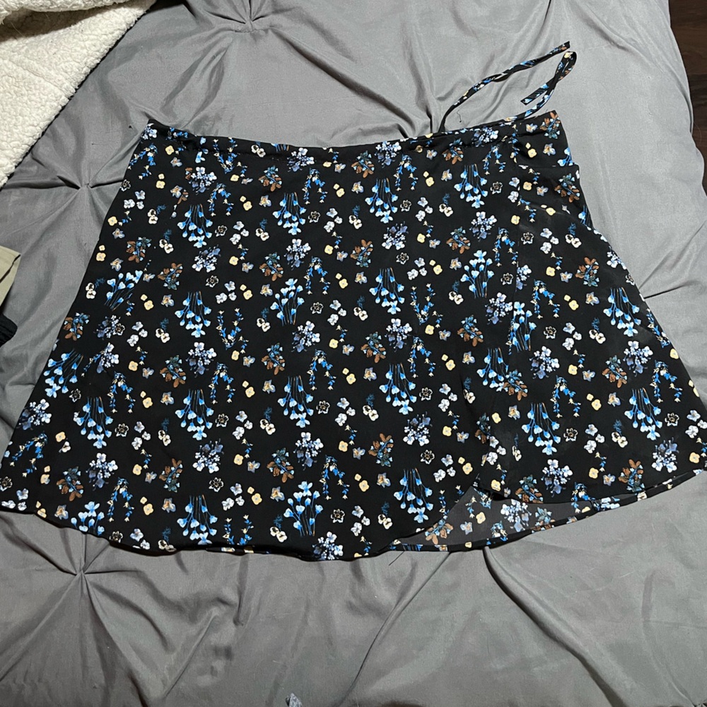 Blue skirt with drawstring